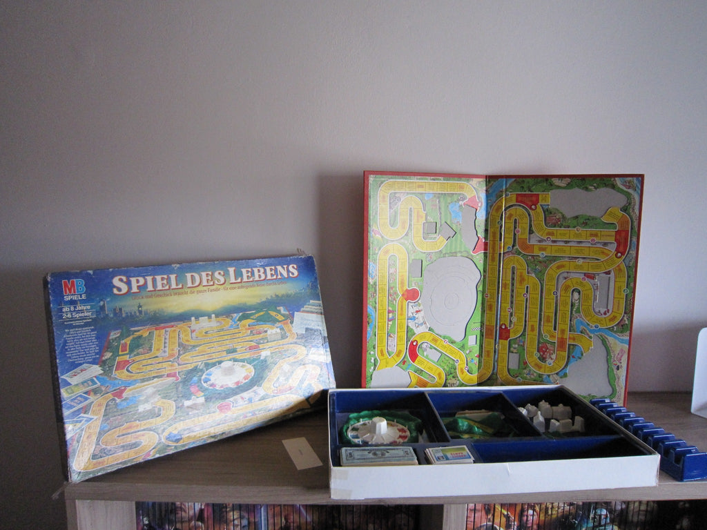 Spiel des Lebens von MB – Übersicht mit Originalkarton, Spielplan und Zubehör