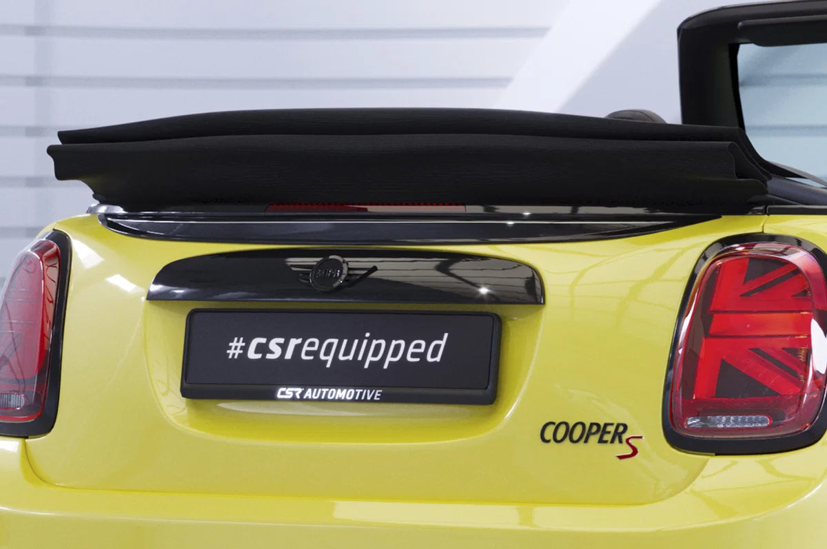 Montagebeispiel CSR HF976-G am Mini F57: Detailansicht. Fahrzeug und weitere Anbauteile nicht enthalten.