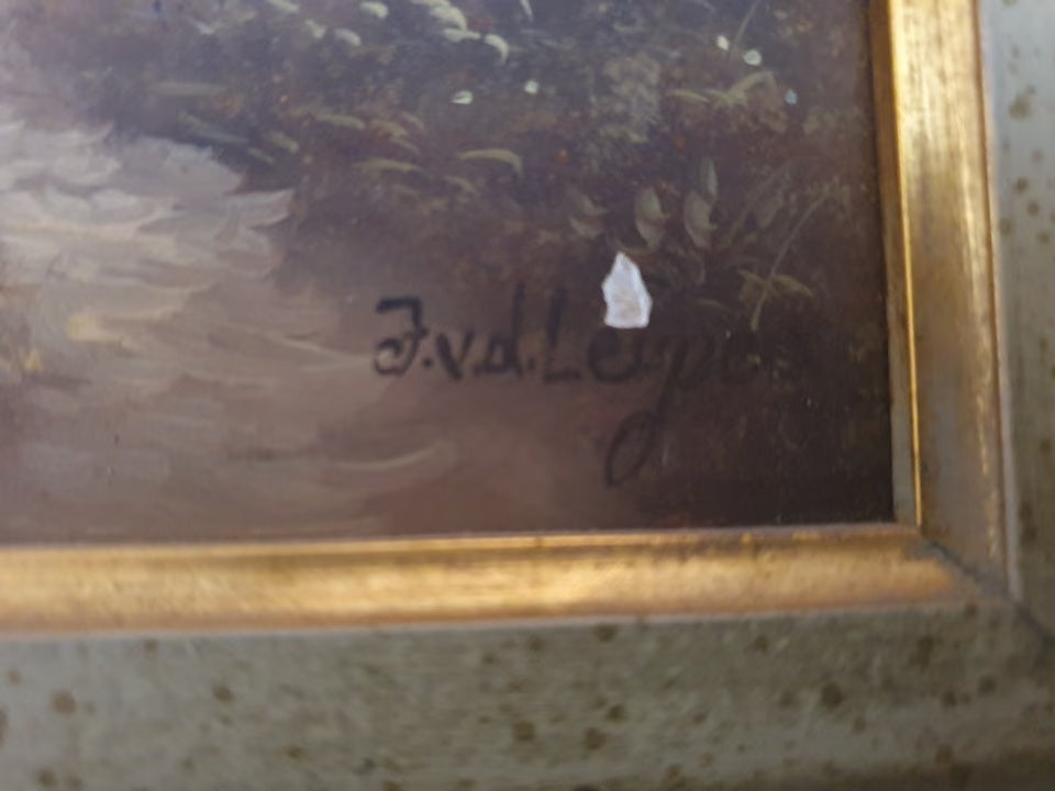 Detail der Signatur unten rechts mit sichtbarer weißer Stelle in der Bildfläche