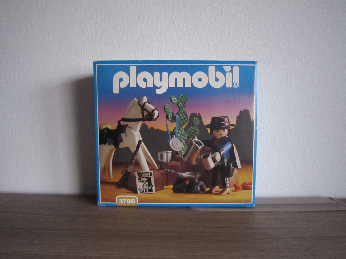PLAYMOBIL 3798 Kopfgeldjäger mit Pferd und Lagerfeuer – Vorderseite der Originalverpackung