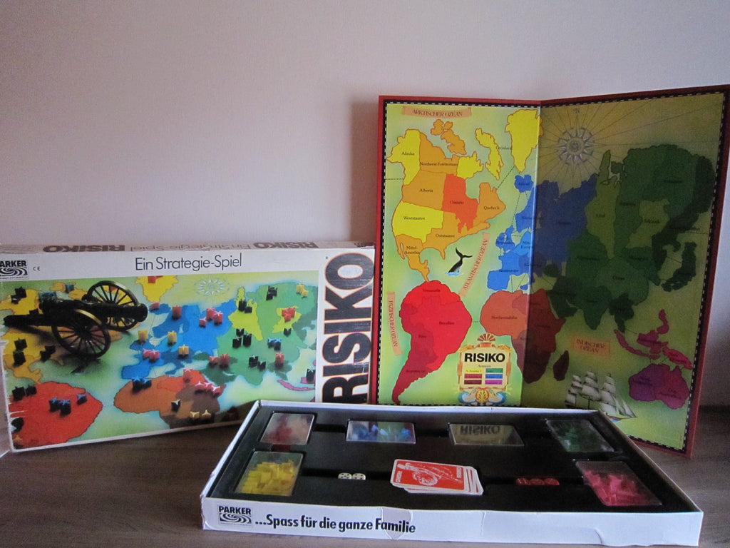 Risiko von Parker, ältere Ausgabe mit Kanonenmotiv, Spielplan, Spielmaterial und stark gebrauchtem Originalkarton